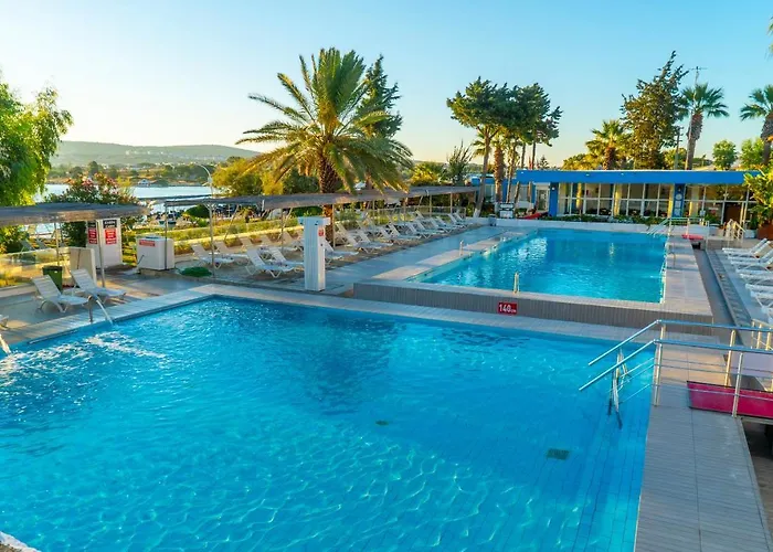 Sifne Thermal Готель