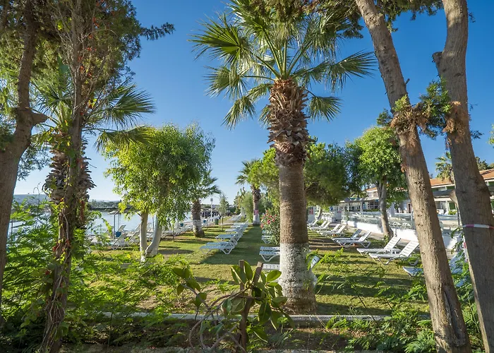 Sifne Thermal Готель