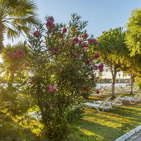 Sifne Thermal Hotel 3*